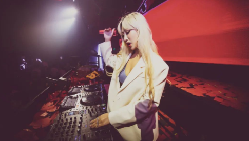 DJ SAKURA