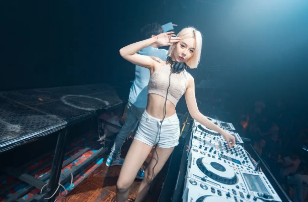 DJ NAMI