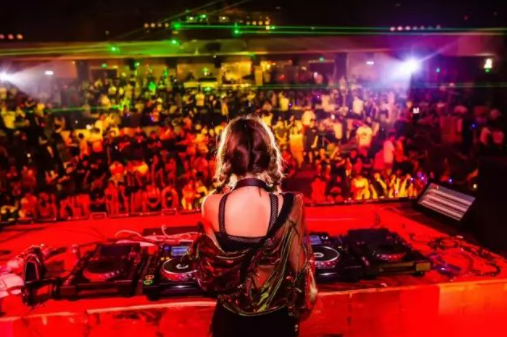 DJ Rozay