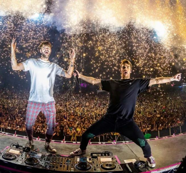 THE CHAINSMOKERS #烟鬼组合