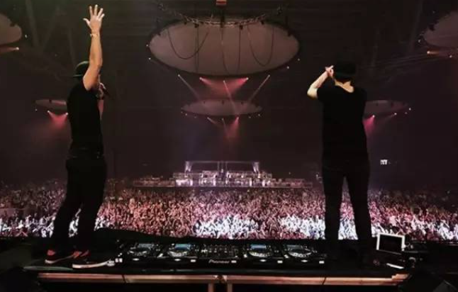 Dimitri Vangelis & Wyman