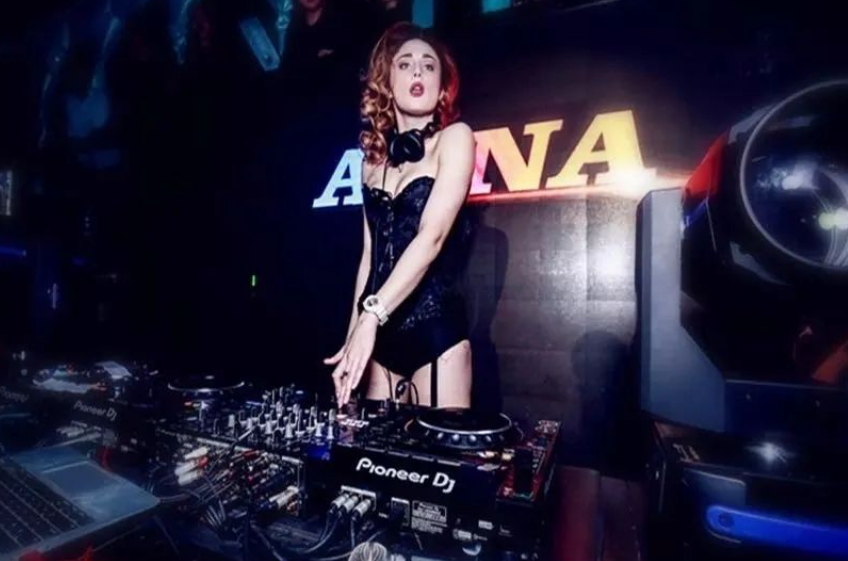 DJ ANNA