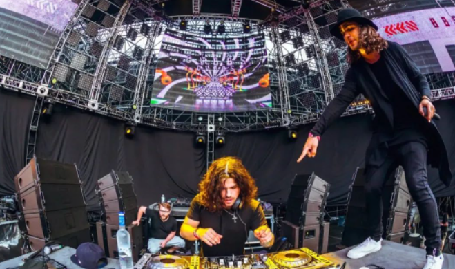 DVBBS