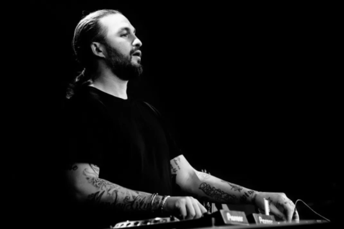 Steve Angello
