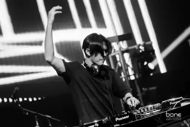 DJ ROCKY