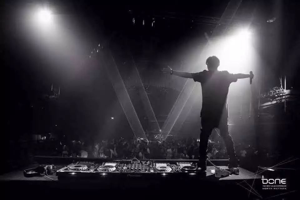 DJ ROCKY
