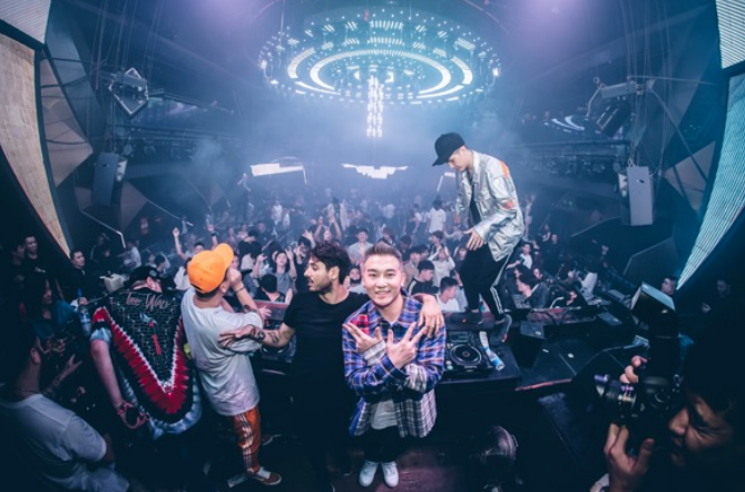 DJ DAN