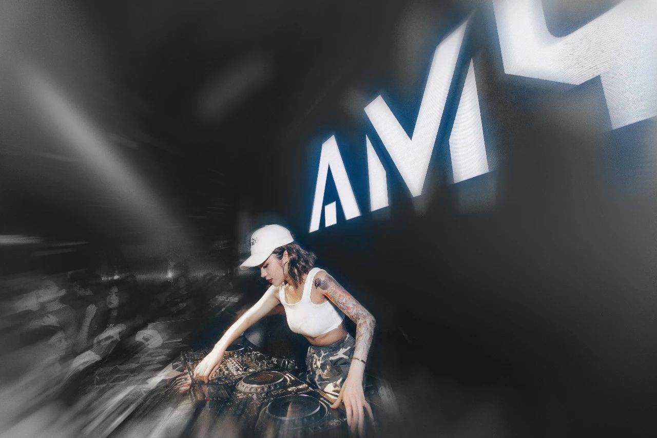 DJ Amy