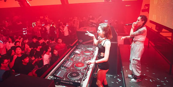 DJ AMONKEY