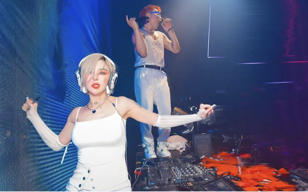DJ SPICY & MC CIRCLE