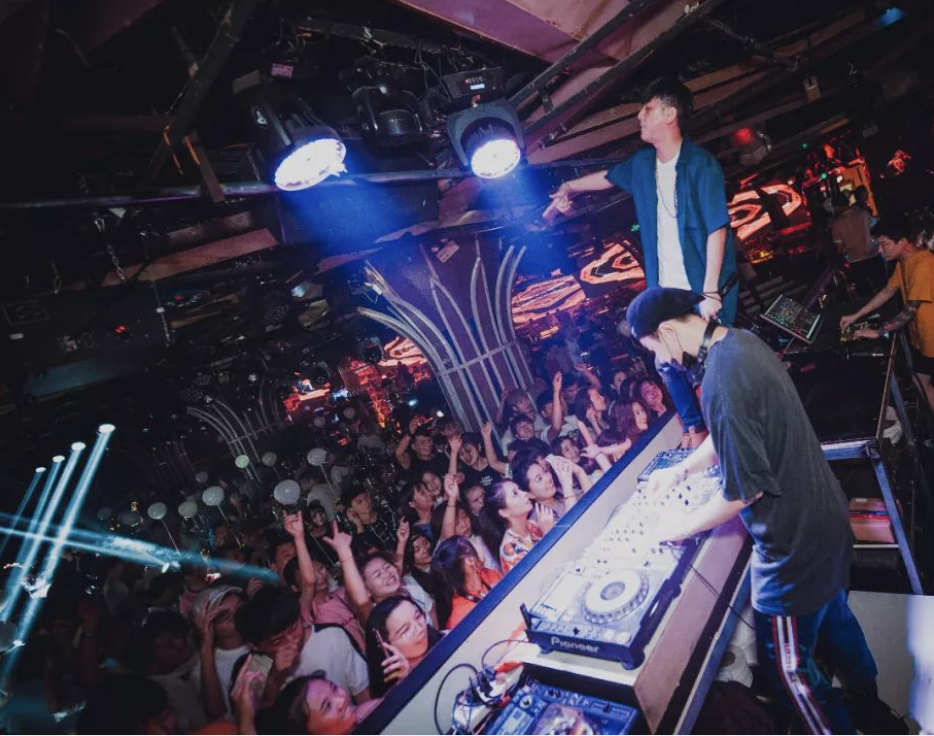 DJ-GABI & MC-B.O.S