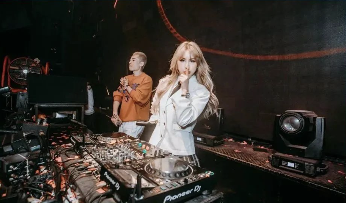 DJ TOKKY