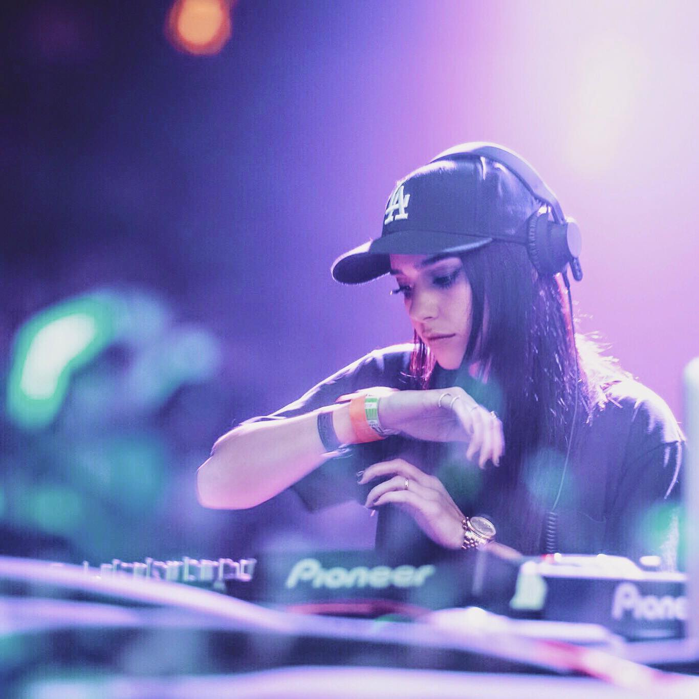 DJ KITTENS