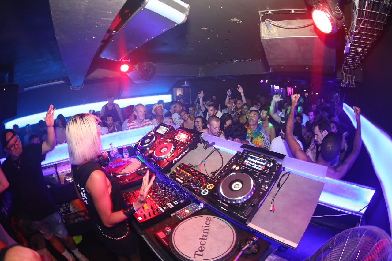 DJ NAKADIA