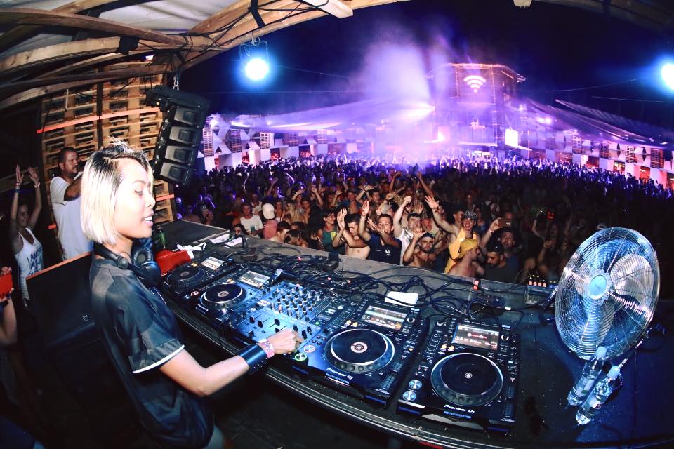DJ NAKADIA