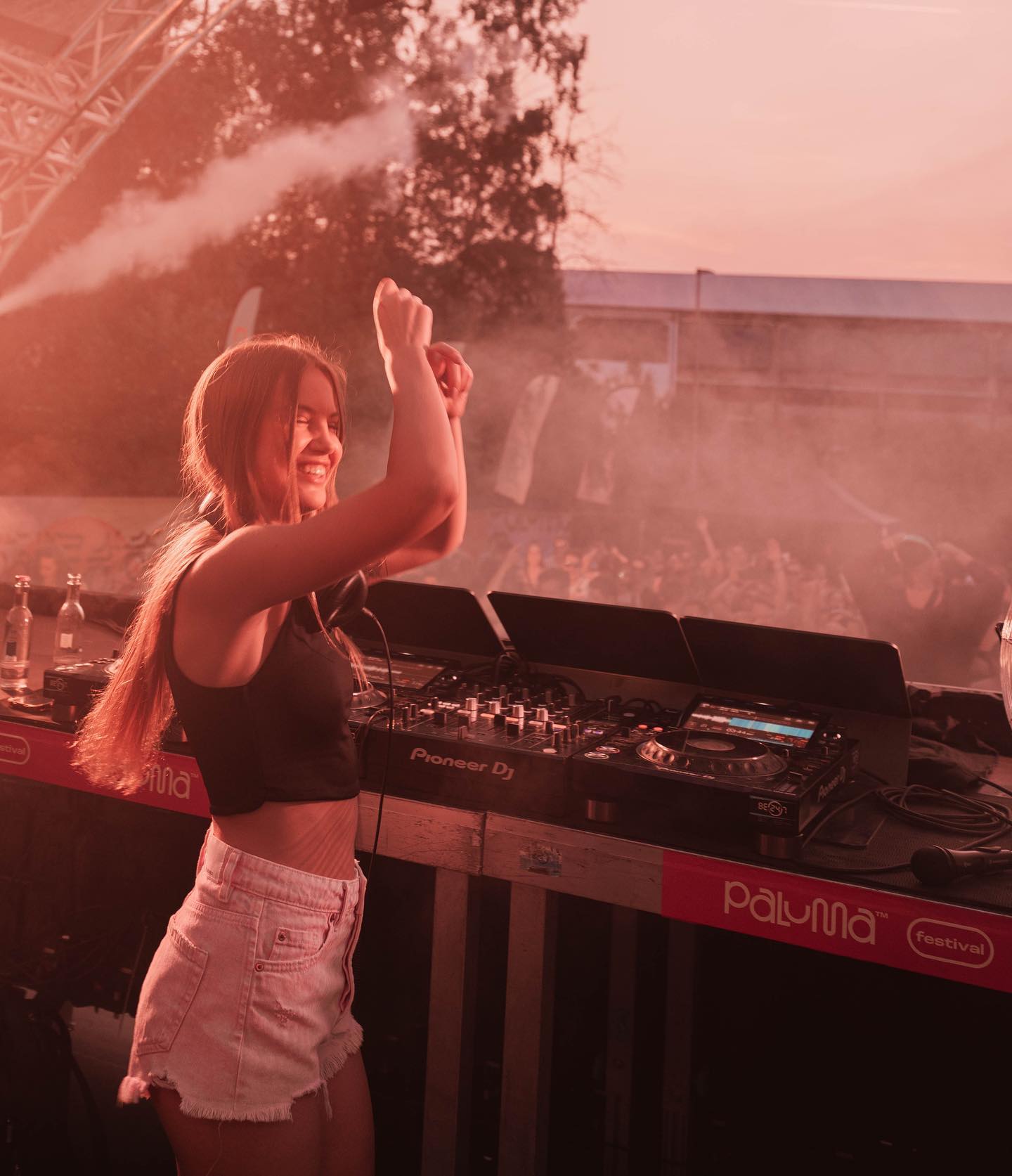 DJ XENIA