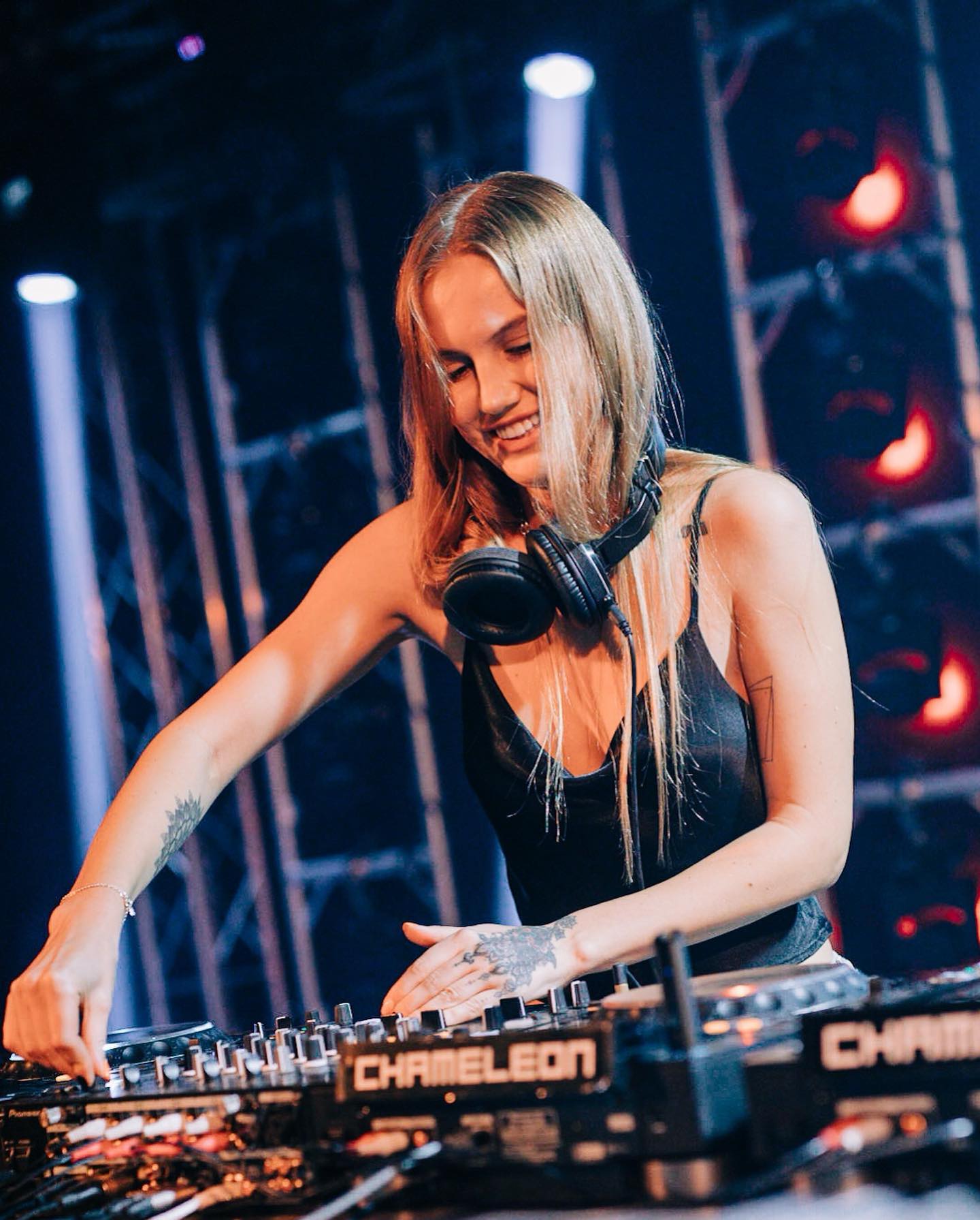DJ XENIA