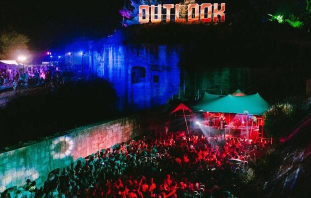 Outlook Origins