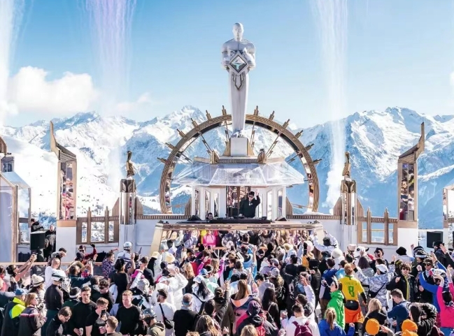 Tomorrowland Winter