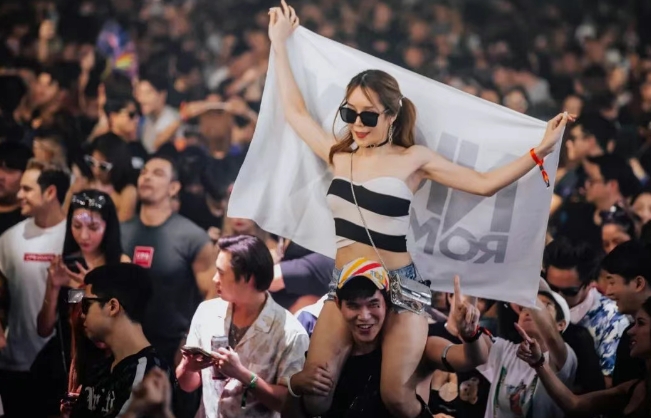 UNSEEN FESTIVAL