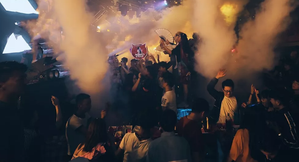 兰州兰州明日酒吧,兰州百慕酒吧,兰州TOMORROW CLUB