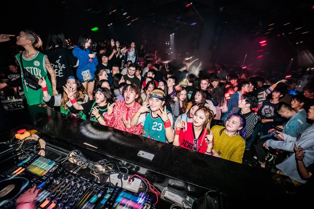 苏州苏州UM酒吧,苏州UM NIGHT CLUB