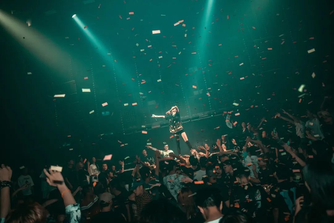 鹰潭鹰潭W酒吧,鹰潭W PARTY CLUB