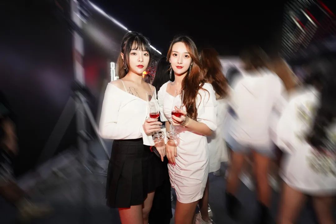 深圳iD酒吧/i-D Club（光明店）
