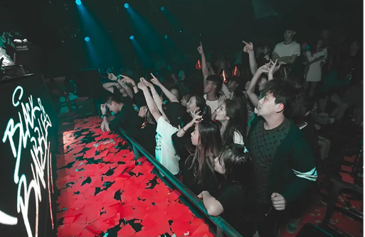 大理大理奥斯卡酒吧,大理玩乐大师DrOscar