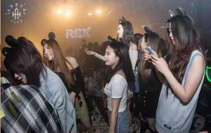 成都成都AHEYA CLUB,成都阿嘿呀酒吧