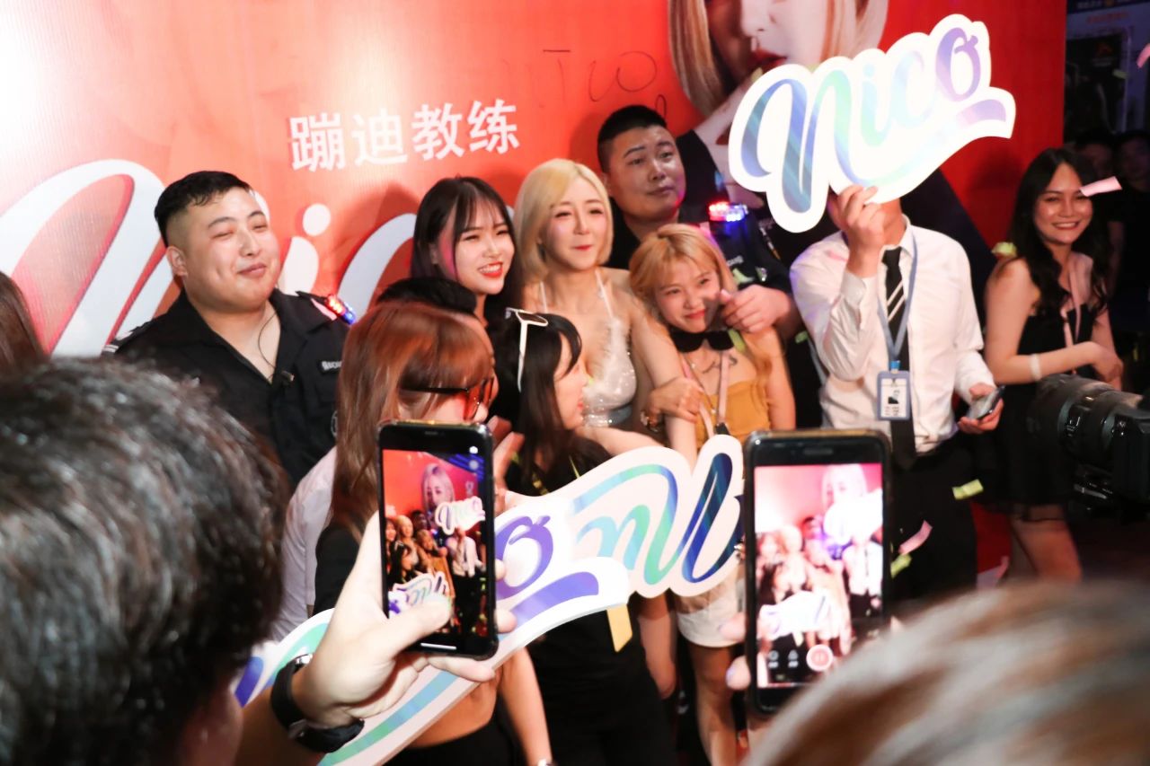 东莞东莞威卡酒吧,东莞V-PARTY