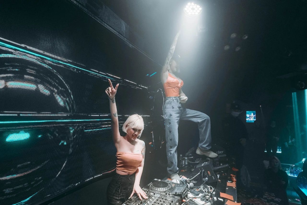 重庆重庆苏荷浩斯酒吧,重庆SOHO HOUSE CLUB