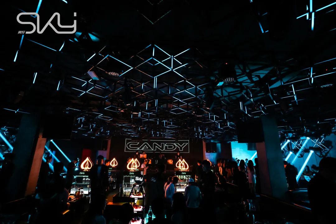 上海上海天空酒吧,上海SKY CLUB