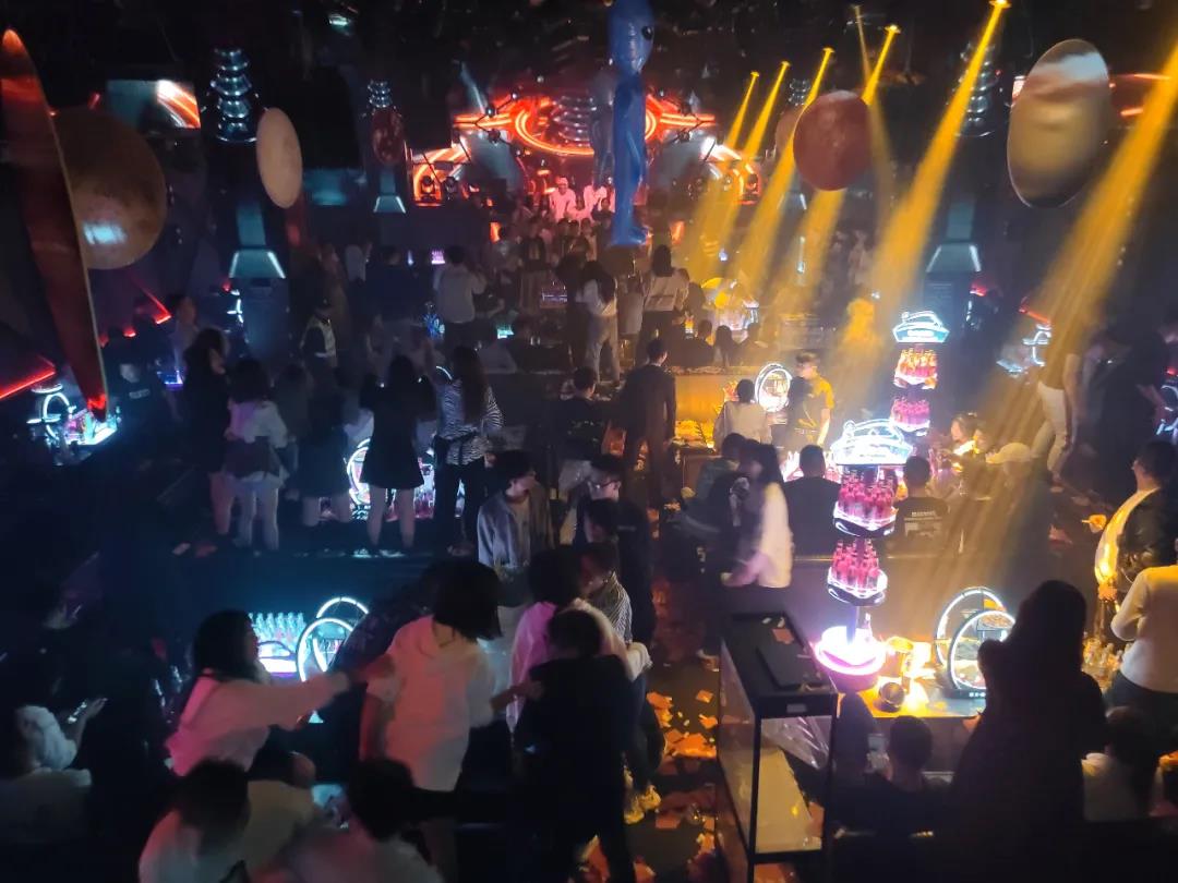 邛崃邛崃斯贝斯酒吧,邛崃SPACE酒吧,邛崃S SPACE CLUB