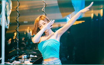 玉林玉林UY酒吧,玉林UY女团空间酒吧
