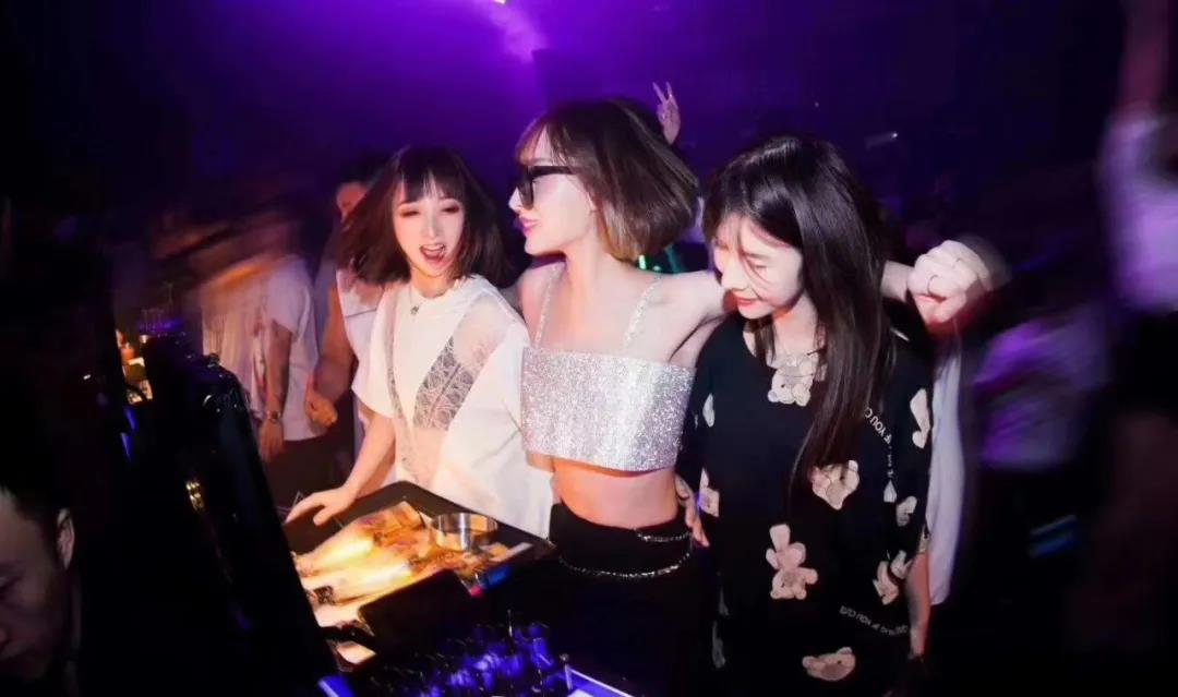 巨野巨野奥斯卡酒吧,巨野玩乐大师DrOscar