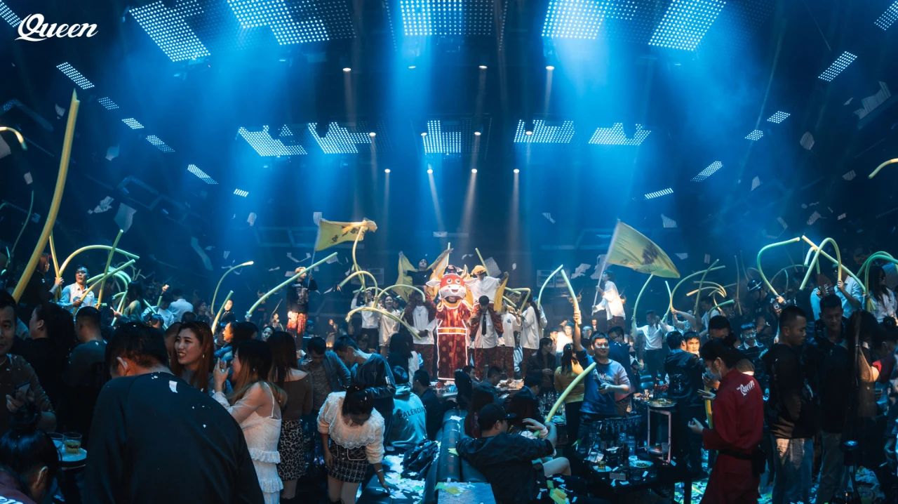 宾阳宾阳皇后酒吧,宾阳CLUB QUEEN