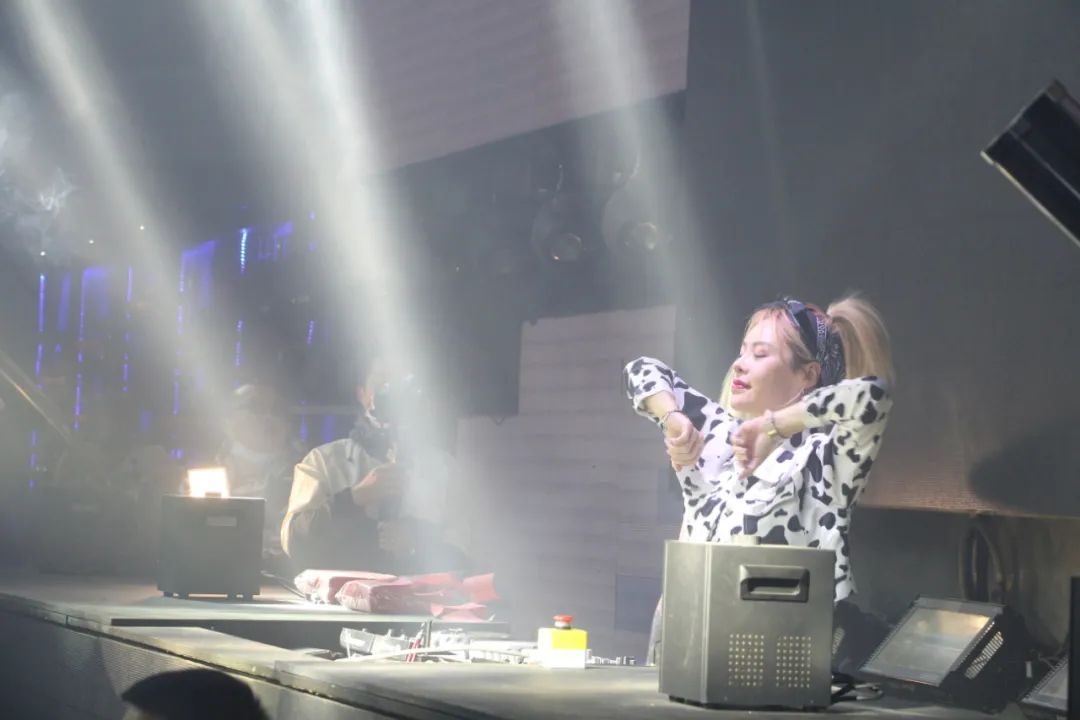 丽江丽江SPACE酒吧,丽江斯贝斯酒吧,丽江SPACE CLUB