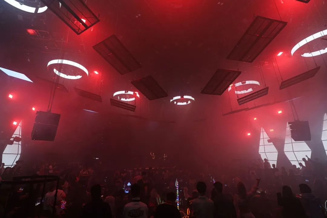 郑州郑州迈可瑞酒吧,郑州MERCURY CLUB