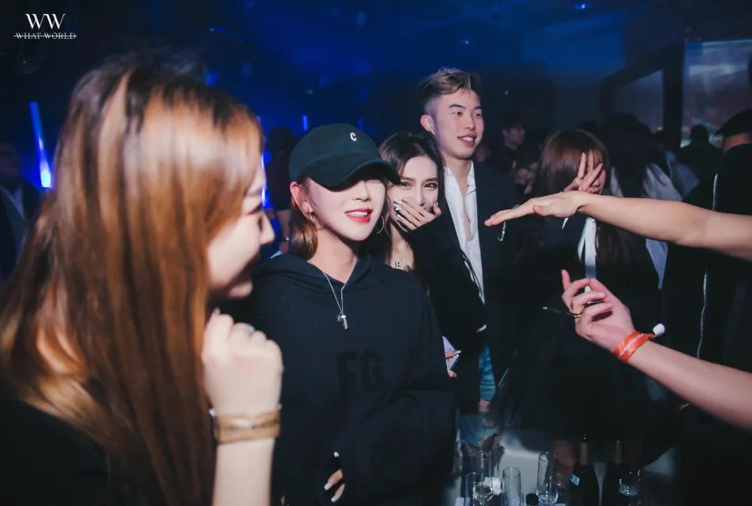 深圳深圳WW酒吧,深圳WhatWorld