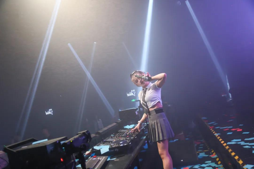 潍坊潍坊KING国王酒吧,潍坊King Party Space