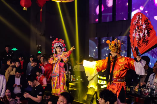 博罗博罗超级苏柏酒吧,博罗Super Live