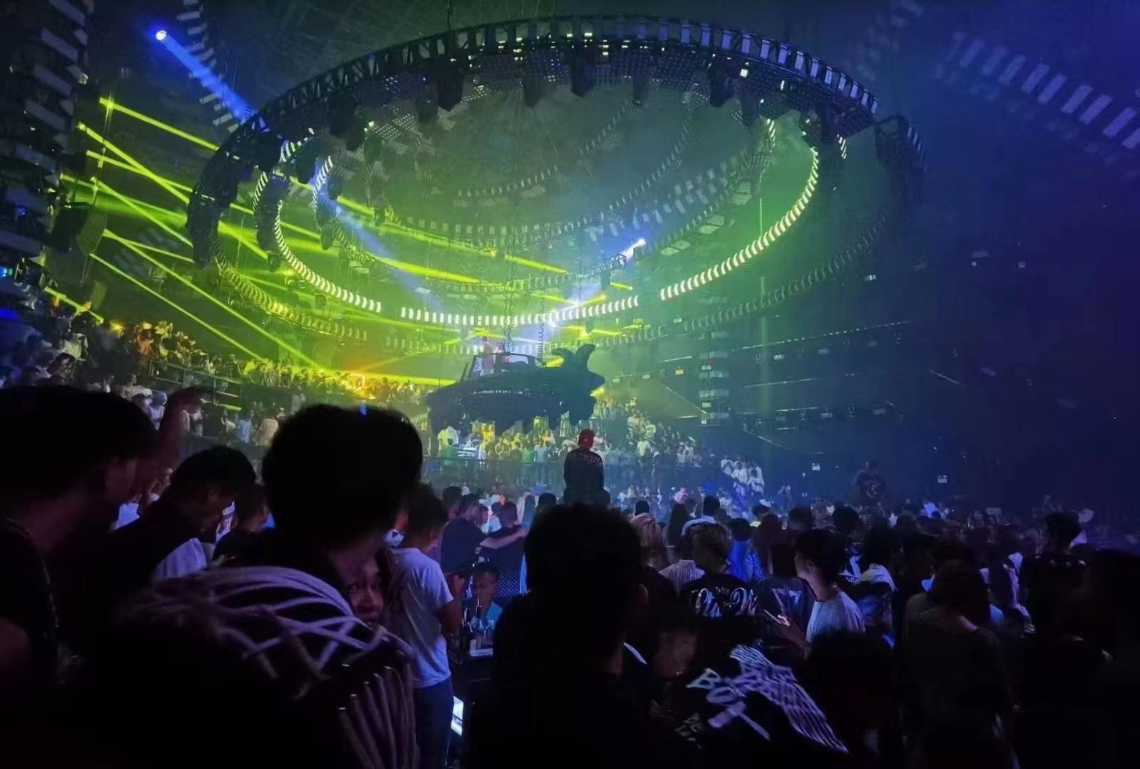 昆明昆明哥斯拉酒吧,昆明GODZILLA CLUB