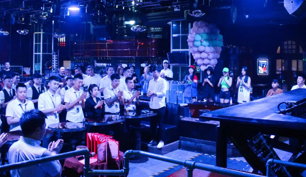大连大连大富翁酒吧,大连Rich Club