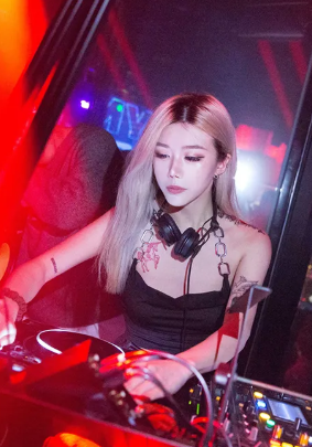 鲁山鲁山皇后酒吧,鲁山QUEEN CLUB