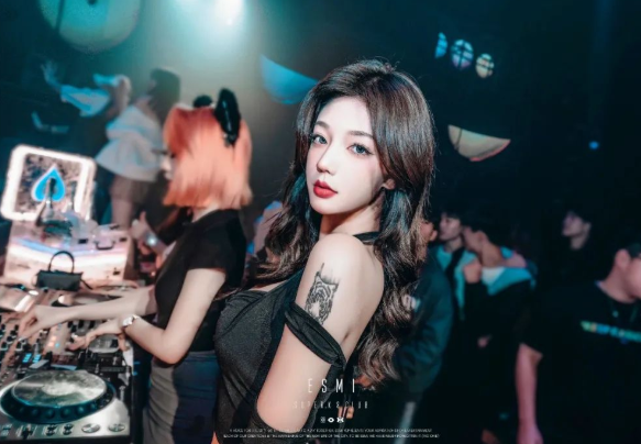 武汉武汉ESMI酒吧,武汉伊密思酒吧
