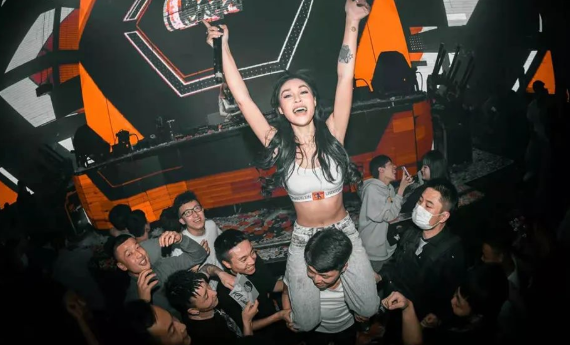 大朗大朗BBR酒吧,大朗BOOMBOOMROOM