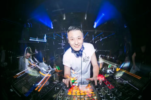 J-ONE CLUB/锦豪酒吧