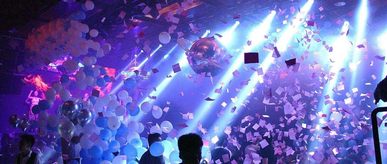 SOS CLUB｜Tonight 今晚精彩继续 开启 “ 夏之初体验 ”| FOAM IN PARTY
