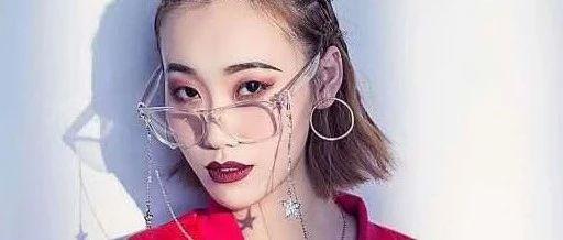 ??/??  (每周三）网红美女云集的夜晚！接近极乐世界的感受，独特而美妙~